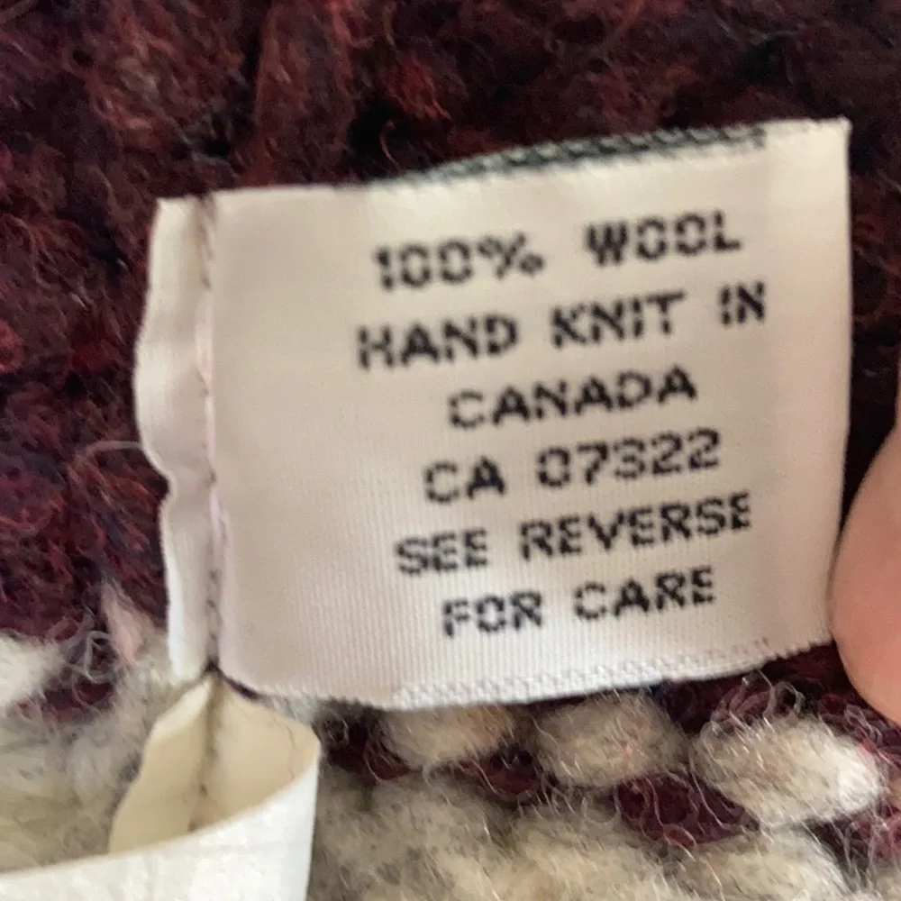 Filson Cowichan Sweater Rare and Limited Edition - Picture 7 of 16